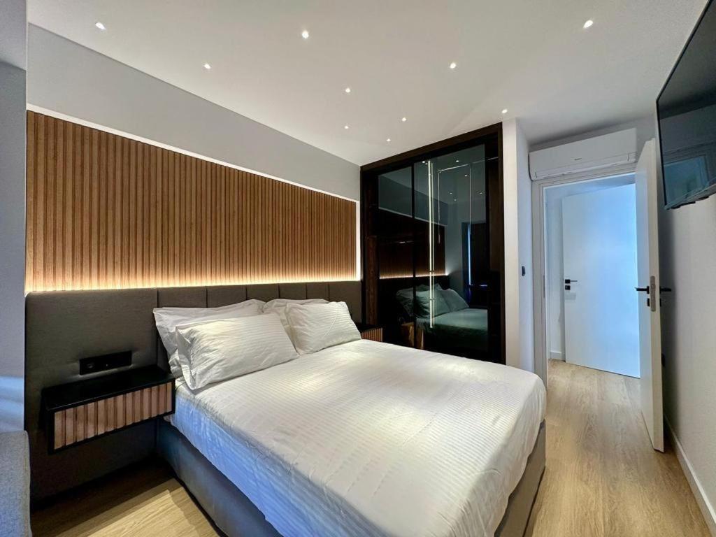 Bluemotion - Cruisehub 1B Apartment Piraeus Bagian luar foto